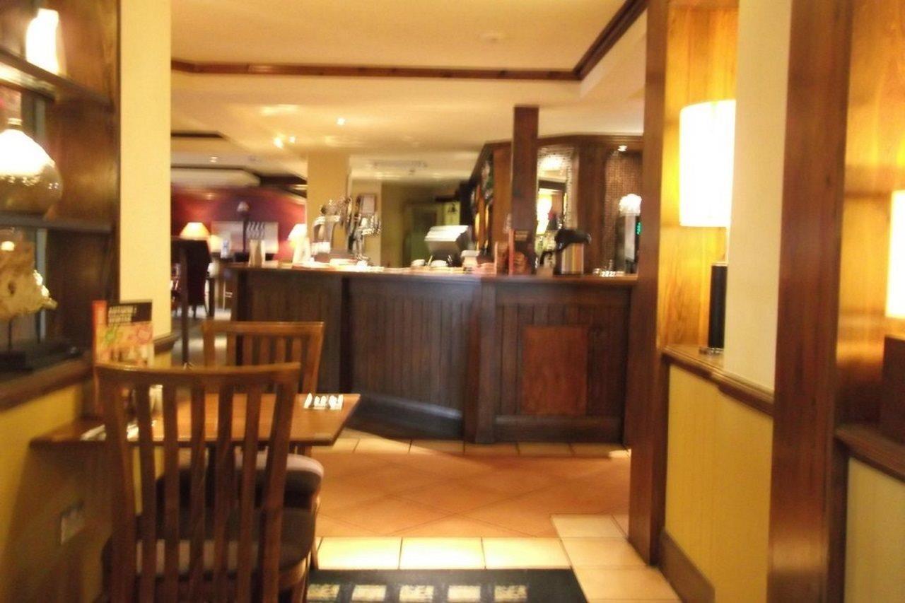 Premier Inn Бодмін Екстер'єр фото